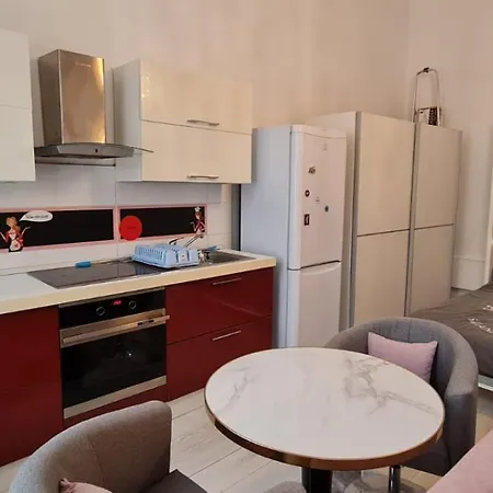 Apartment Cristinco 1 *